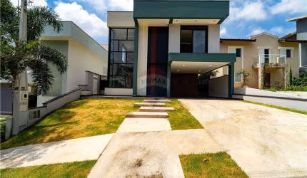 Casa à venda no Condomínio Ibi Aran