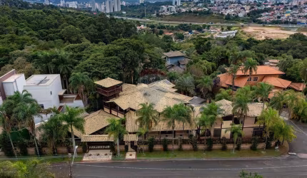 Casa à venda em condomínio com 3 suítes, piscina  - Chácara Malota - Jundiaí SP