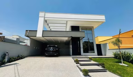 Casa Residencial de Alto padrão com 177m² de construção localizada no condomínio fechado Imigrantes em Nova Odessa.