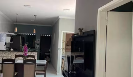 Casa com 2 quartos e garagem até 4 carros