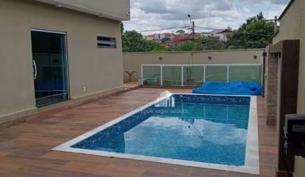 Casa com 3 dormitórios à venda, 216 m² por R$ 880.000,00 - Vila Bertini - Americana/SP