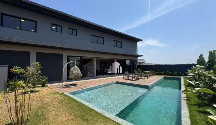 Sobrado com 3 suítes à venda/locação, 250 m² por R$ 2.700.000 / R$13.000- Vila Cordenonsi - Americana/SP