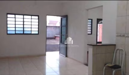 Casa à venda no bairro Jardim Souza Queiroz