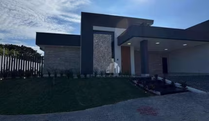 Casa com 4 suítes à venda, 220 m² por R$ 2.750.000 - Chácara Letônia - Americana/SP