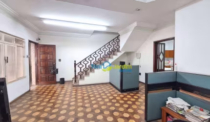 Sobrado com 3 dormitórios para alugar, 209 m² por R$ 3.912,00/mês - Campestre - Santo André/SP