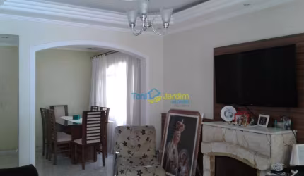 Casa com 3 dormitórios à venda, 184 m² por R$ 650.000,00 - Jardim Utinga - Santo André/SP