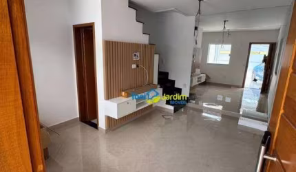 Sobrado com 2 dormitórios à venda, 90 m² por R$ 520.000,00 - Jardim das Maravilhas - Santo André/SP