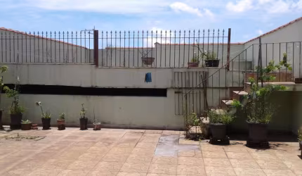 Casa com 2 dormitórios à venda, 368 m² por R$ 2.000.000,00 - Vila Alto de Santo André - Santo André/SP