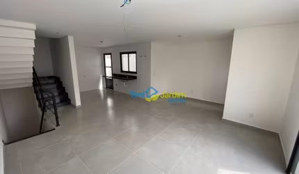 Sobrado com 3 dormitórios à venda, 189 m² por R$ 630.000,00 - Vila Santo Alberto - Santo André/SP