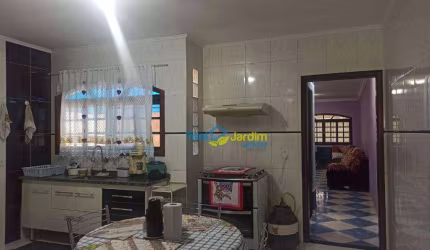 Sobrado com 3 dormitórios à venda, 230 m² por R$ 670.000,00 - Vila Guarani - Santo André/SP