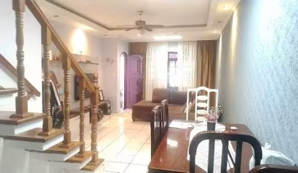 Sobrado com 3 dormitórios à venda, 198 m² por R$ 700.000,00 - Parque Marajoara - Santo André/SP