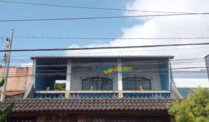 Sobrado com 3 dormitórios à venda, 302 m² por R$ 990.000,00 - Parque das Nações - Santo André/SP