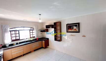 Sobrado com 2 dormitórios à venda, 200 m² por R$ 650.000,00 - Jardim Rina - Santo André/SP