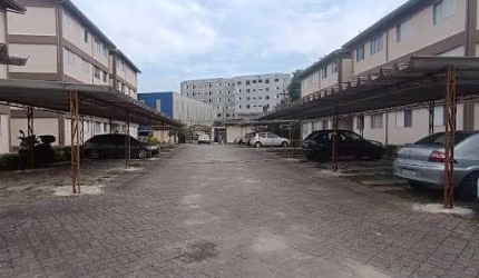Apartamento com 2 dormitórios à venda, 57 m² por R$ 250.000,00 - Vila Homero Thon - Santo André/SP