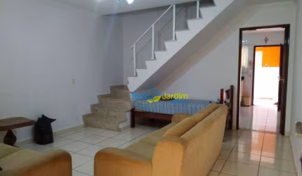Sobrado com 2 dormitórios para alugar, 122 m² por R$ 2.751,00/mês - Vila São Pedro - Santo André/SP