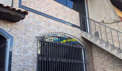 Sobrado com 5 quartos, 2 suítes, 317 m² - venda por R$ 1.150.000 ou aluguel por R$ 4.487/mês - Parque das Nações - Santo André/SP