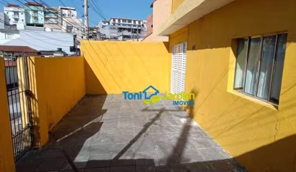 Sobrado com 3 dormitórios para alugar, 125 m² por R$ 1.923,00/mês - Vila Francisco Matarazzo - Santo André/SP