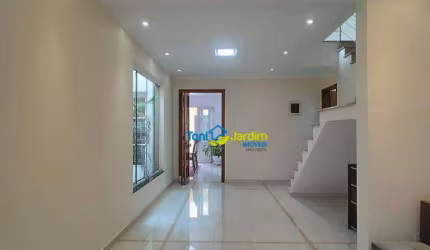 Sobrado com 3 dormitórios à venda, 227 m² por R$ 950.000,00 - Vila Scarpelli - Santo André/SP