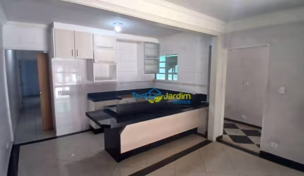 Casa térrea com 2 quatos para alugar, 109 m² por R$ 2.300/mês - Jardim Utinga - Santo André/SP