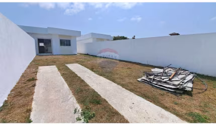 Casa Independente com dois dormitórios à Venda no Parque Balneário São Francisco