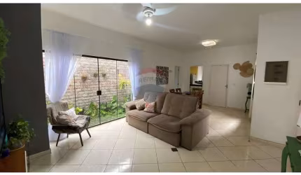 Casa independente a venda 3 suite 266 m²  R$ 600,000.