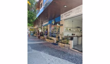 'Oportunidade Única: Loja Perfeita no Centro de Cabo Frio'
