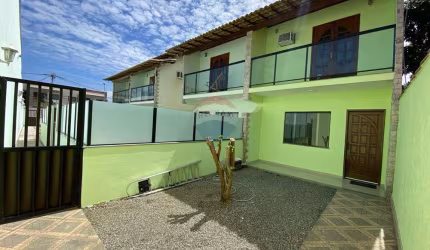 Casa de condomínio na Rua Porto Alegre - Cabo Frio