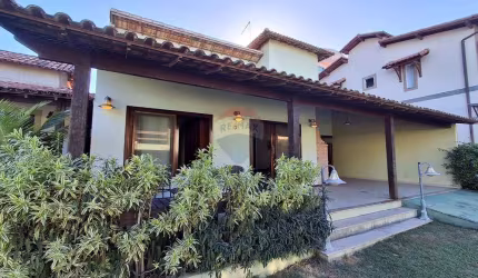 Casa de Condomínio à venda com 3 dormitórios no Bairro Peró - Cabo Frio-RJ