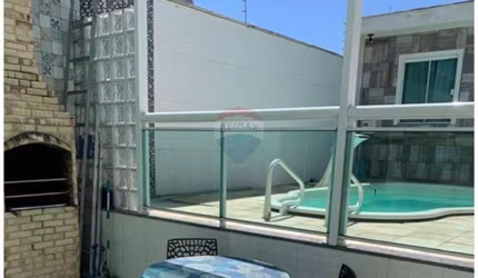 Casa om 4 Suítes, Piscina e Energia Solar no Jardim Peró