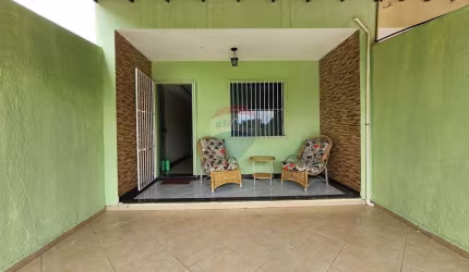 Encantador Duplex à Venda no Coração de Araruama