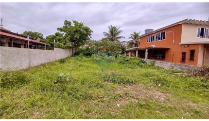 Terreno à Venda com 375m² a 200m da Praia do Sol – Poço Fundo, São Pedro da Aldeia/RJ