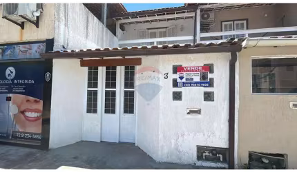 Duplex à venda no centro de São Pedro da Aldeia