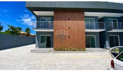 Luxo e Conforto: Duplex Moderno no Paraíso dos Pataxos