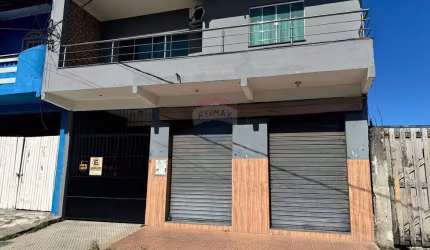 Ponto comercial de 35,5 m² no Cambolo, Porto Seguro, com banheiro privativo, localização excelente e grande fluxo de clientes. Ótima oportunidade!