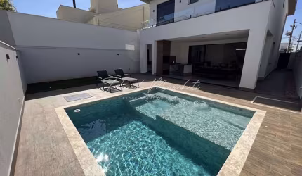 Casa com 3 dormitórios à venda, 253 m² por R$ 2.050.000,00 - Reserva do Engenho - Piracicaba/SP