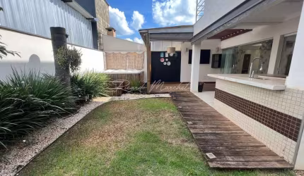 Casa com 3 dormitórios à venda, 180 m² por R$ 910.000,00 - Cond. Convívio São Francisco - Piracicaba/SP