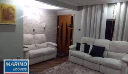 Sobrado com 2 dormitórios à venda, 270 m² por R$ 800.000,00 - Taboão - Diadema/SP