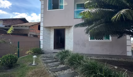 Casa a venda no bairro Vila Nova