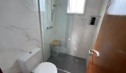 Apartamento mobiliado com 3 dormitório sendo 1 suíte e 1 vaga de garagem em Penha/SC