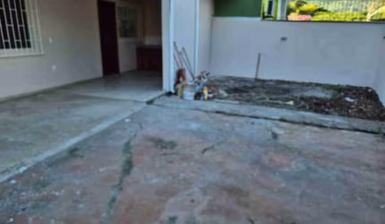 Casa padrão para Locação, 130m2, 3 Dormitórios( 1 Suite), 2 Vagas , Santa Mônica, Florianópolis/SC