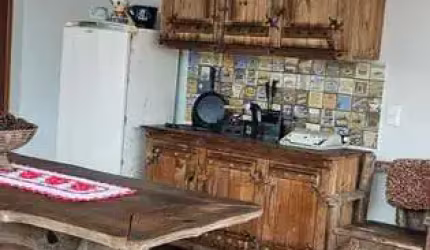 Casa com 5 dormitório sendo 2 suítes, piscina e 1 vaga de garagem no Jardim Cidade de Florianópolis