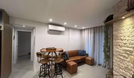 Apartamento mobiliado com 2 dormitórios sendo 1 suíte e 1 vaga de garagem na  Praia Brava - Itajaí