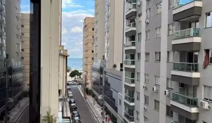 Apartamento diferenciado com 3 suítes e 2 vagas de garagem em Balneário Camboriú