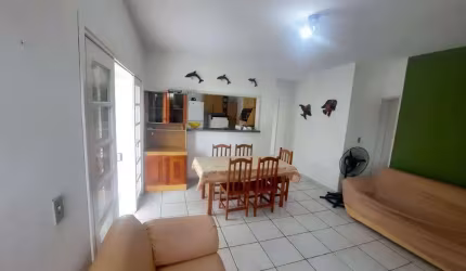 Casa à Venda, 200m2, 4 Dormitórios(1S), Daniela, Florianópolis/SC