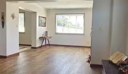 Casa para Locação, 310m2, 3 Dormitórios(1 Suíte), Mobiliada , 4 Vagas, Pedra Branca, Palhoça/ SC