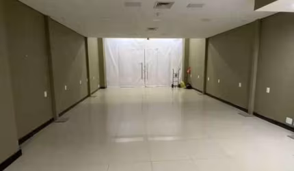 Sala comercial com 90m2 de área total no Shopping Atlântico  de Balneário Camboriú