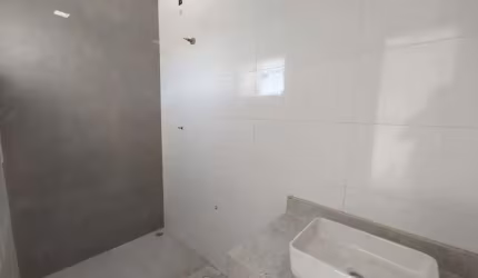 Casa com 3 dormitórios sendo 2 suítes e 1 vaga de garagem em Porto Seguro na Bahia