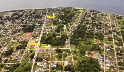 Terreno limpo e cercado com 300m2 apenas a 1000 metros do mar em Itapoá
