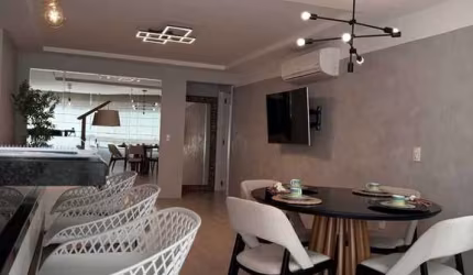 Apartamento mobiliado com 2 suítes e 2 vagas de garagem no Centro de Balneário Camboriú