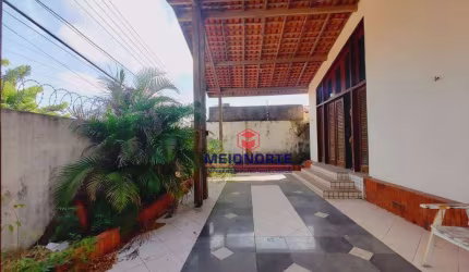 Casa Ampla com Área Gourmet no Vinhais - 3 Quartos, 2 Suítes